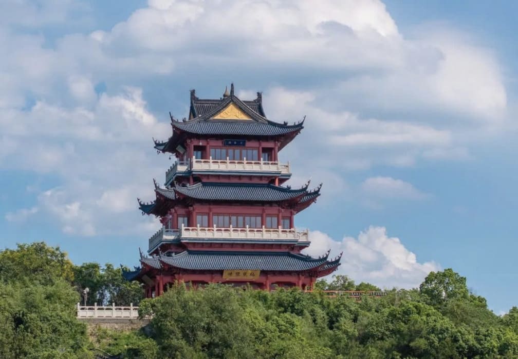 Tòa tháp 1.500 tuổi